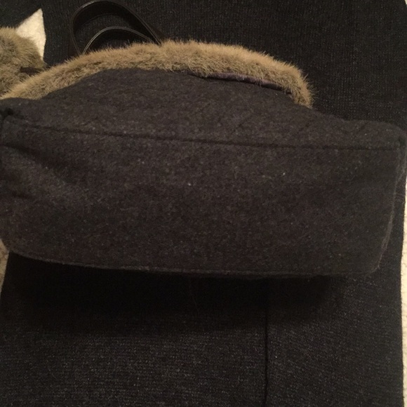 FREE!  W/ full price purchase Bath& BodyWorks bag - Picture 4 of 4